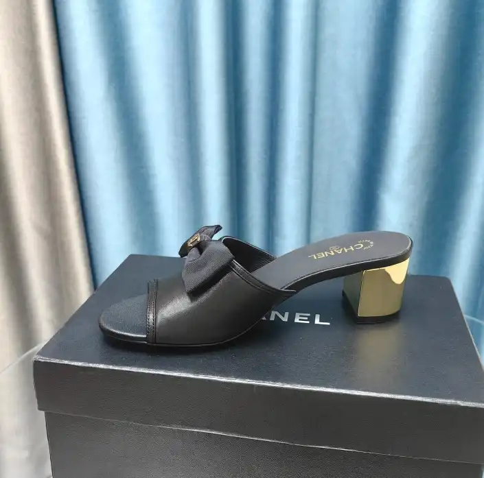 hype Chanel Slippers