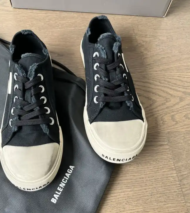 hype Balenciaga Sneakers