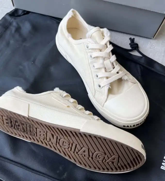 hype Balenciaga Sneakers