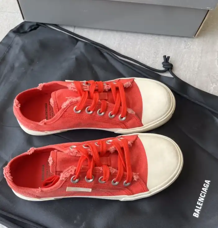 hype Balenciaga Sneakers