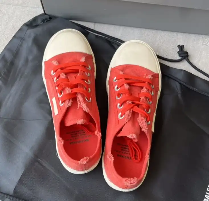 hype Balenciaga Sneakers