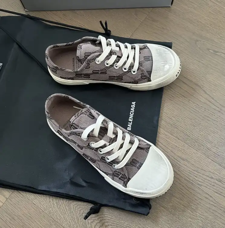 hype Balenciaga Sneakers