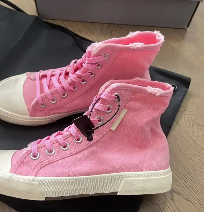 hype Balenciaga Sneakers