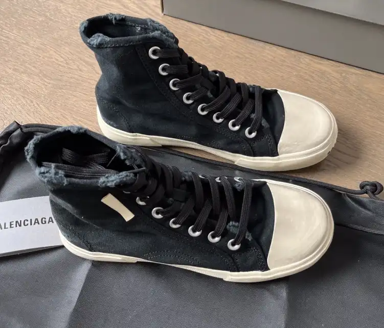 hype Balenciaga Sneakers