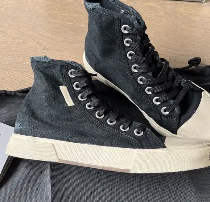 hype Balenciaga Sneakers