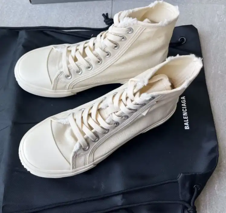 hype Balenciaga Sneakers