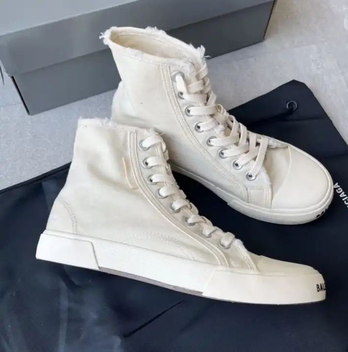 hype Balenciaga Sneakers