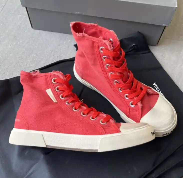 hype Balenciaga Sneakers