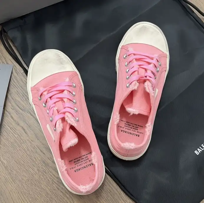 hype Balenciaga Sneakers