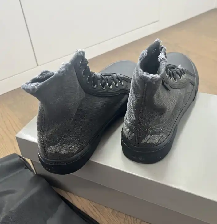 hype Balenciaga Sneakers