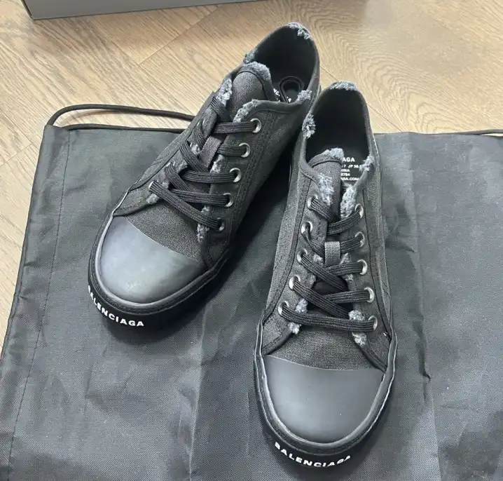 hype Balenciaga Sneakers