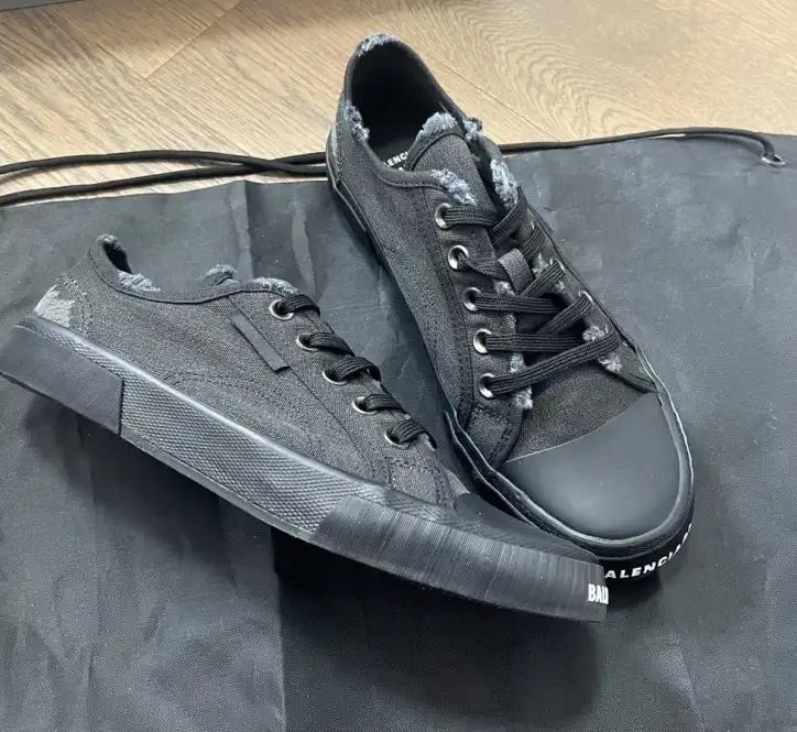 hype Balenciaga Sneakers