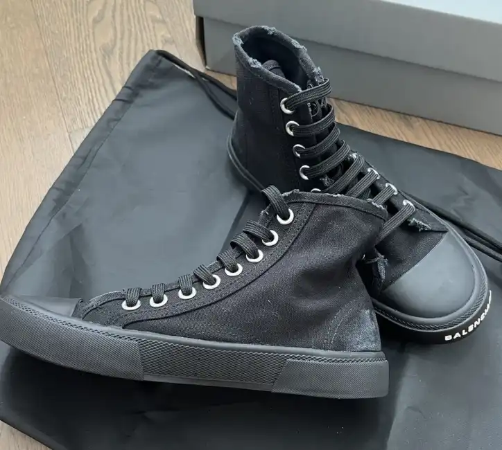 hype Balenciaga Sneakers