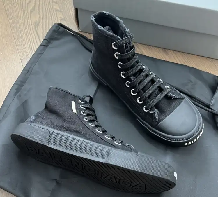 hype Balenciaga Sneakers