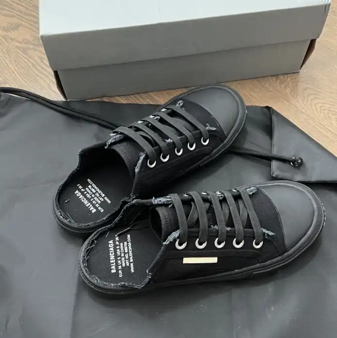 hype Balenciaga Sneakers