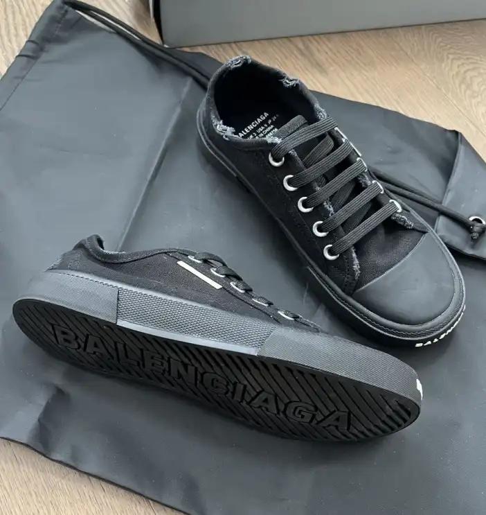 hype Balenciaga Sneakers