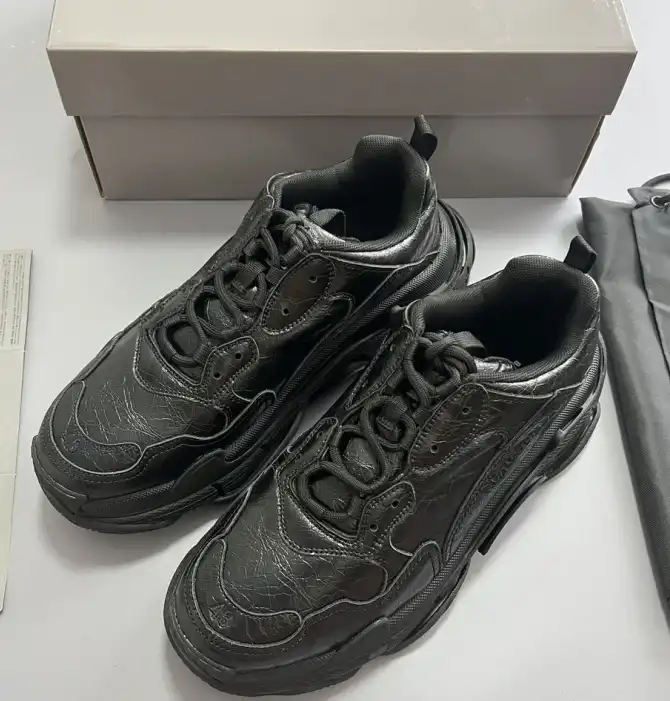 hype Balenciaga Sneakers