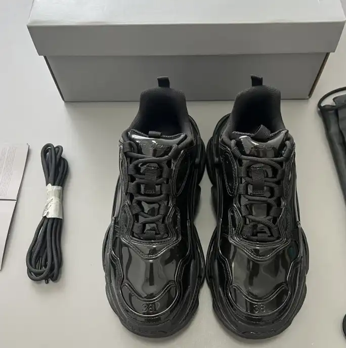 hype Balenciaga Sneakers