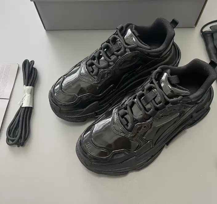 hype Balenciaga Sneakers