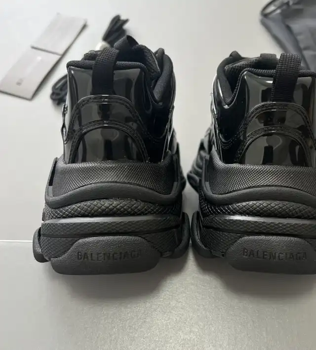 hype Balenciaga Sneakers