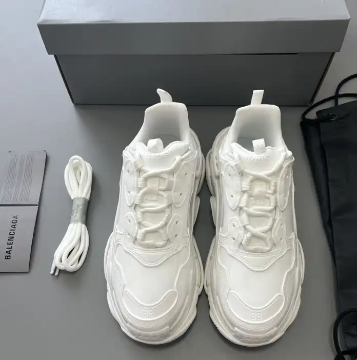 hype Balenciaga Sneakers