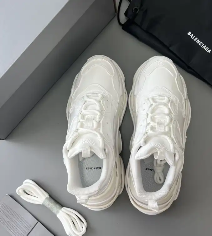 hype Balenciaga Sneakers