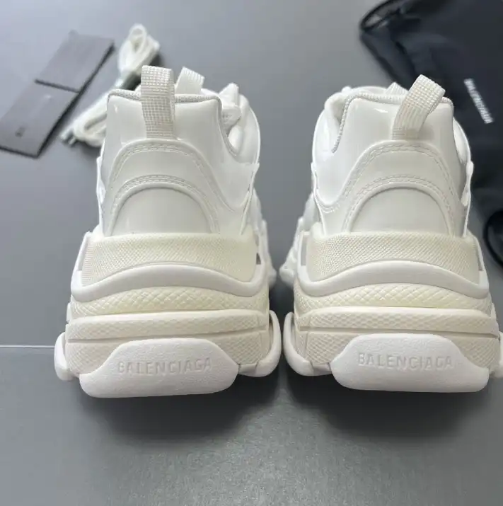 hype Balenciaga Sneakers