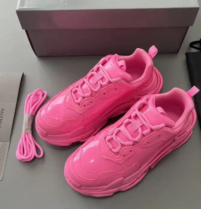 hype Balenciaga Sneakers