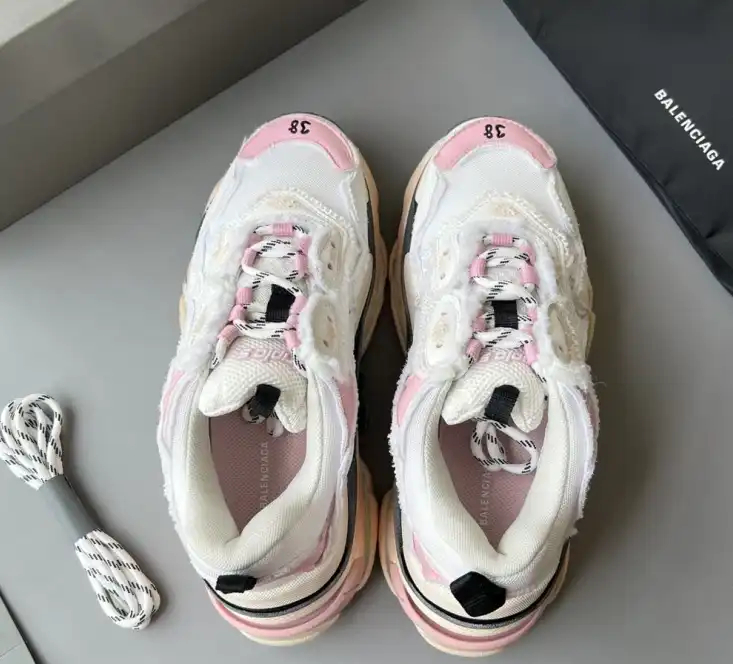 hype Balenciaga Sneakers