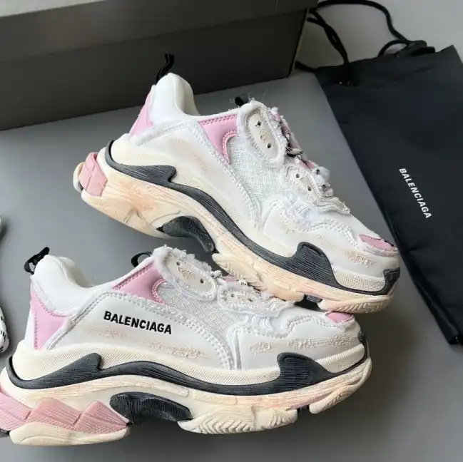 hype Balenciaga Sneakers