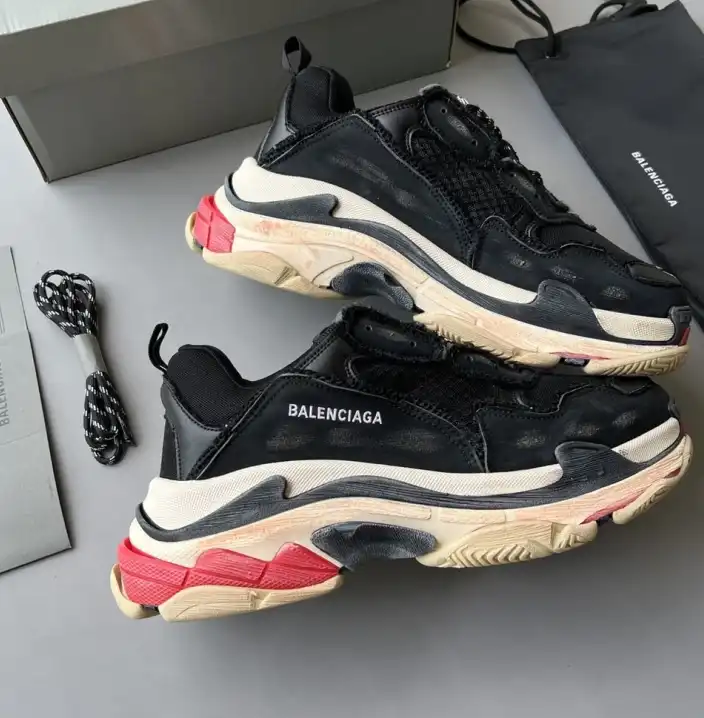 hype Balenciaga Sneakers