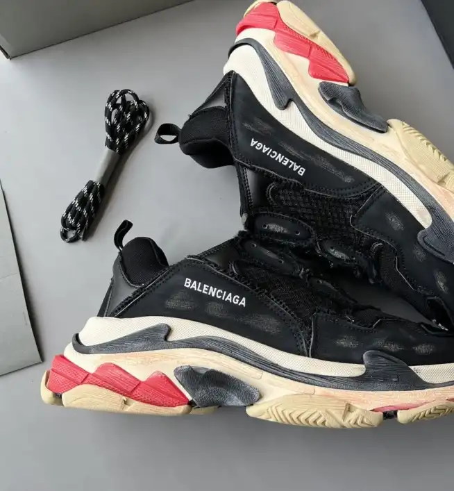 hype Balenciaga Sneakers