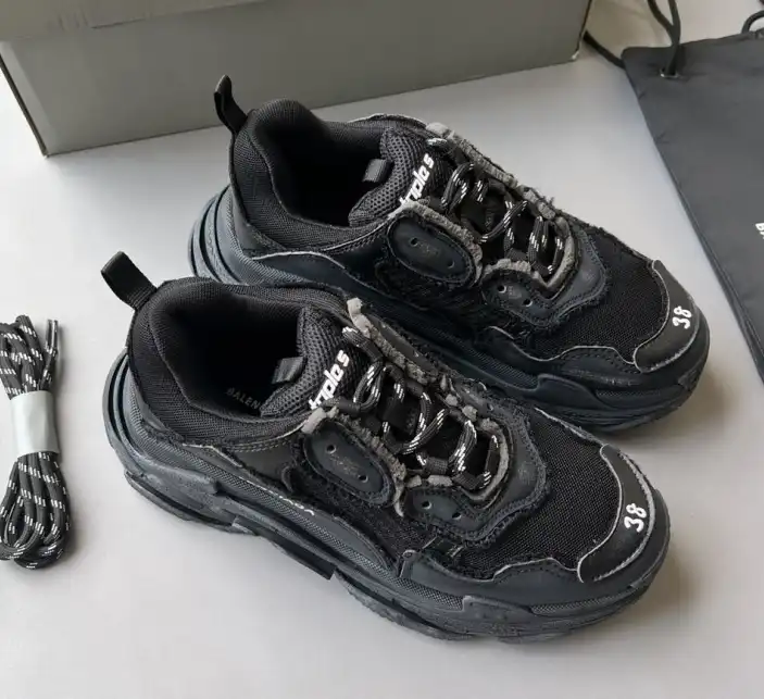 hype Balenciaga Sneakers