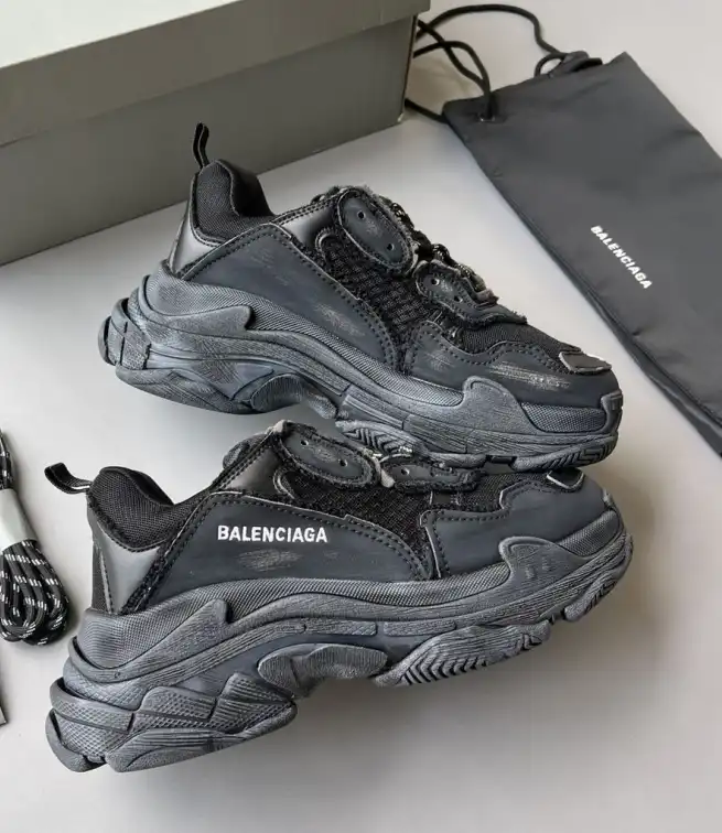 hype Balenciaga Sneakers