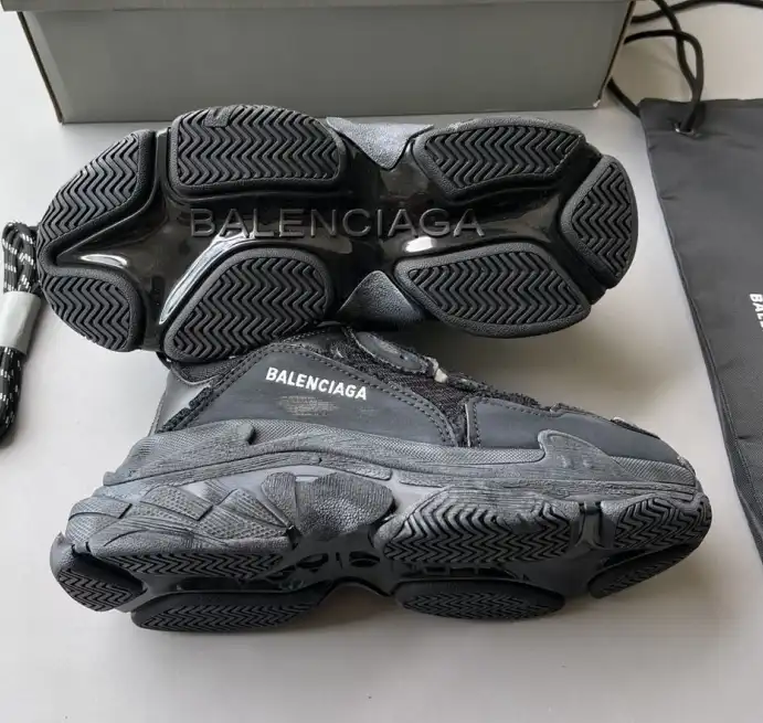 hype Balenciaga Sneakers