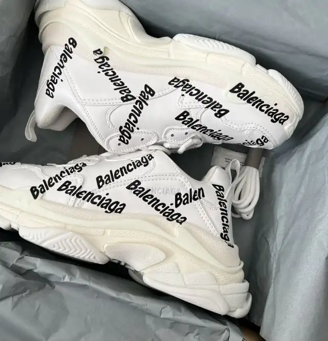 hype Balenciaga Sneakers