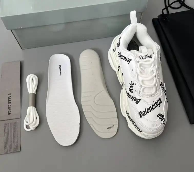 hype Balenciaga Sneakers