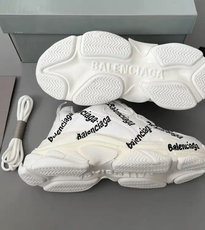 hype Balenciaga Sneakers