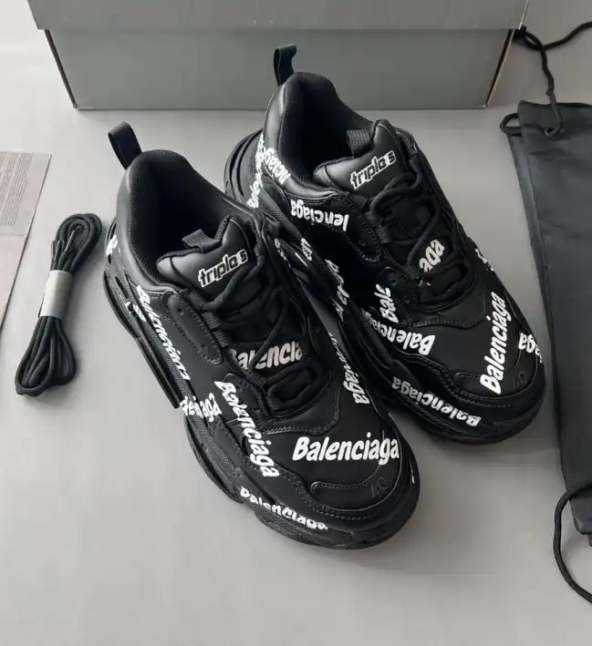 hype Balenciaga Sneakers