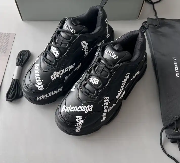 hype Balenciaga Sneakers