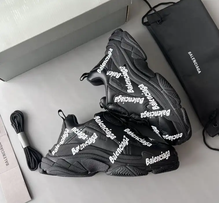 hype Balenciaga Sneakers