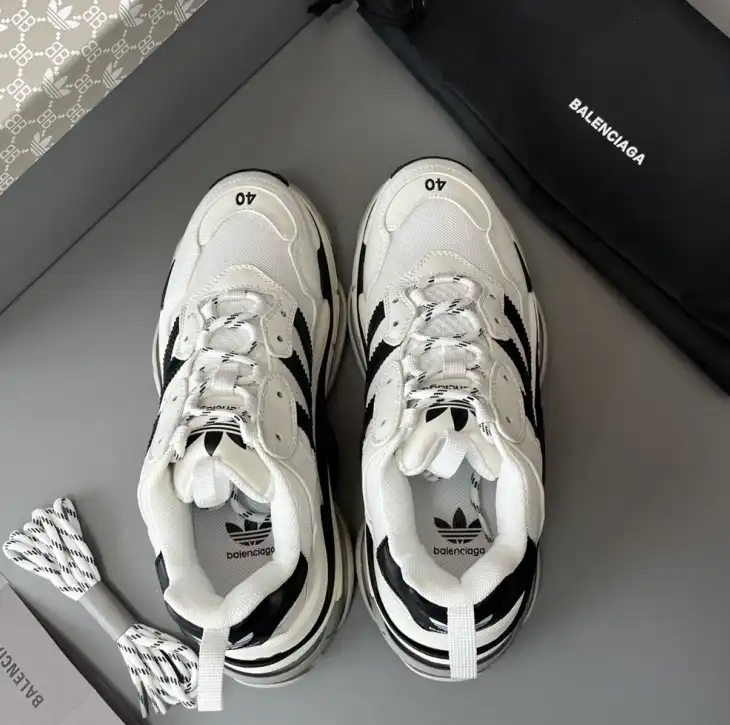 hype Balenciaga Sneakers