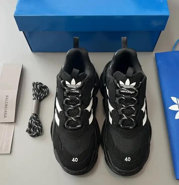 hype Balenciaga Sneakers