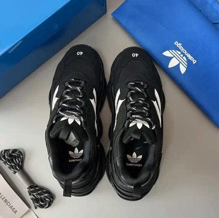 hype Balenciaga Sneakers