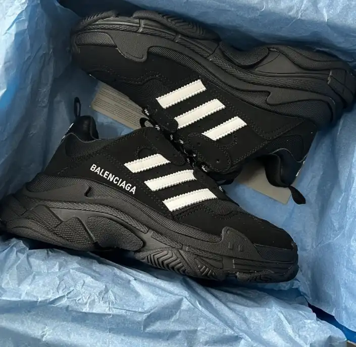 hype Balenciaga Sneakers