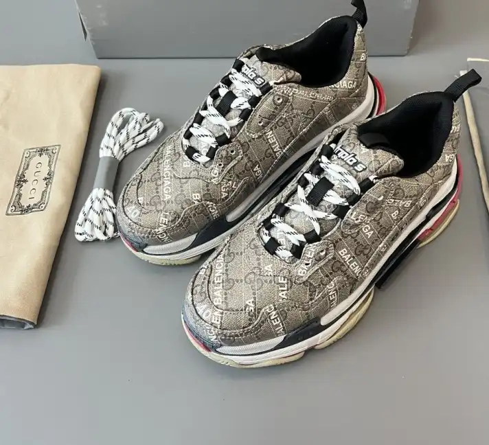 hype Balenciaga Sneakers