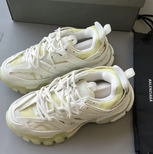 hype Balenciaga Sneakers