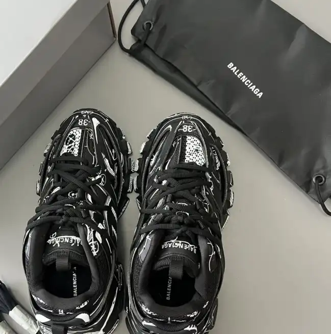 hype Balenciaga Sneakers