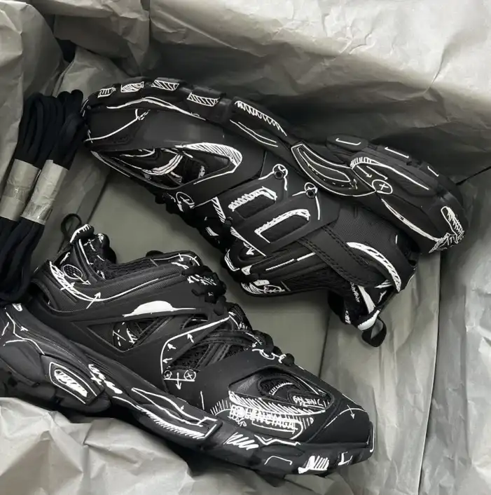 hype Balenciaga Sneakers