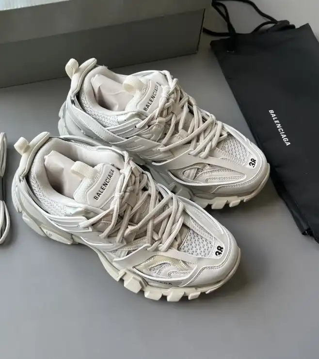 hype Balenciaga Sneakers